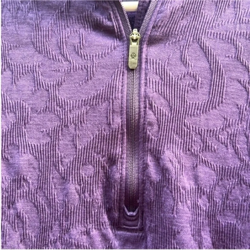 Lululemon 1/4 Zip Long Sleeve Textured Top